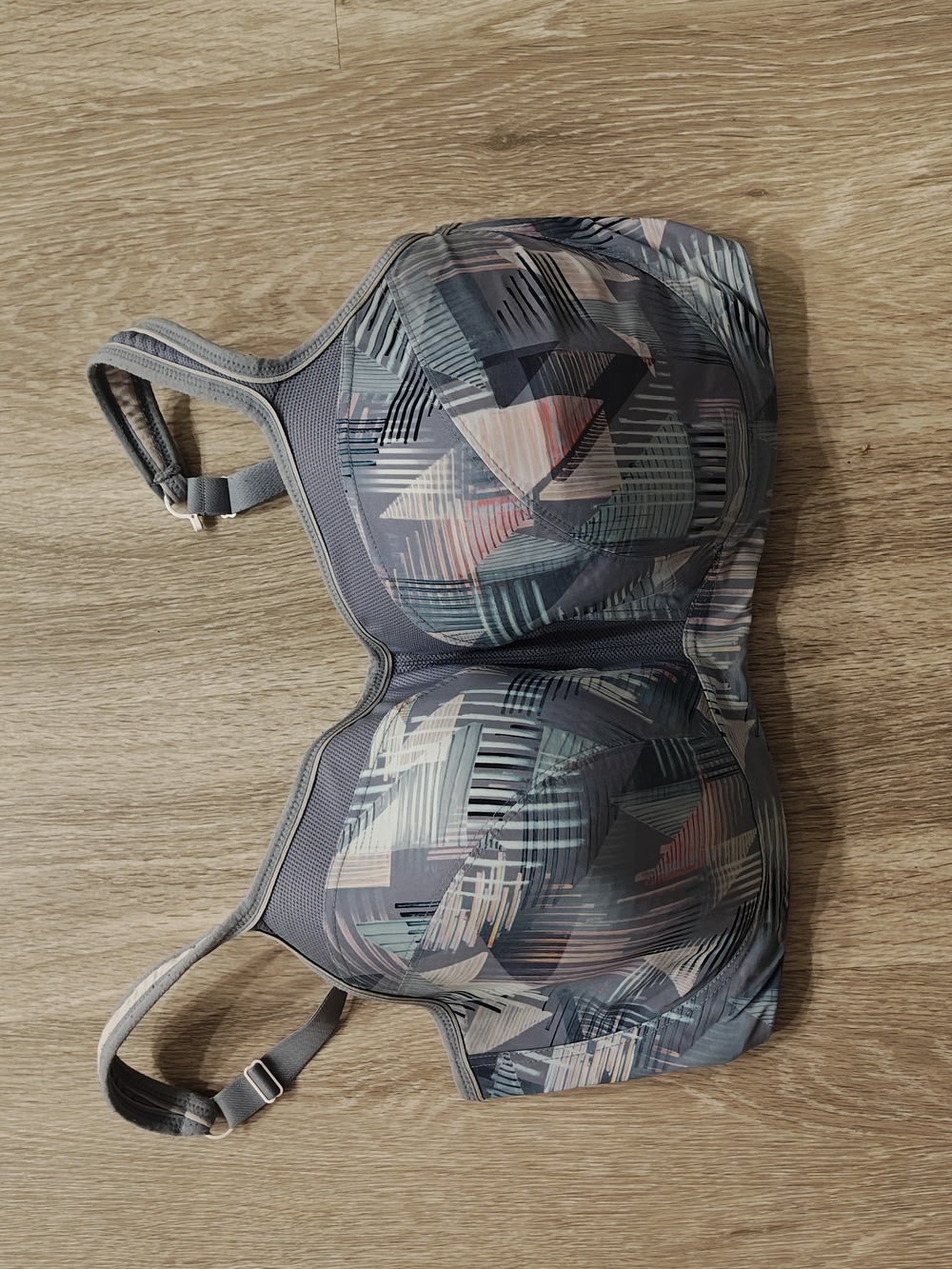 34HH Panache High Impact Printed Underwire Sports Bra in Gray, Teal, and Pink